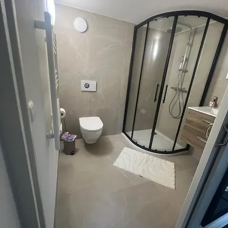 شقة The Souterrain نايميخين